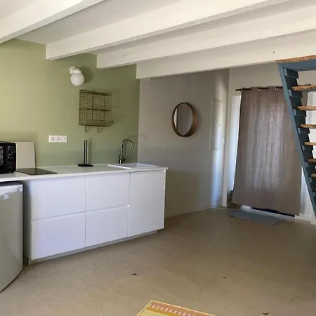 Le Joli Bleu & De St Pierre Appartement *